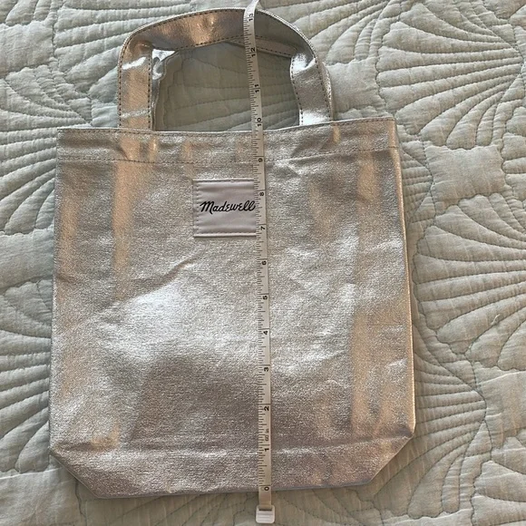 NWOT Madewell Silver Tote Bag with Durable Design - Picture 6 of 6